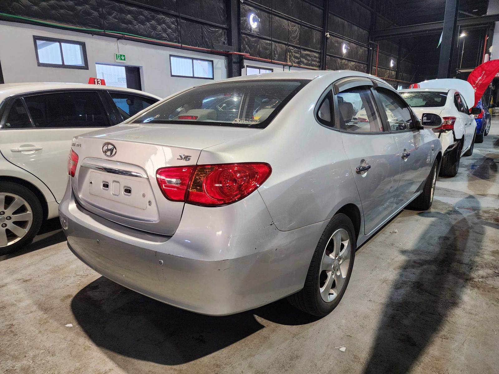 2008 HYUNDAI AVANTE — 79326 KM — Lot 569283 — Al Quoz - Marhaba Auctions Used Cars - Image 3