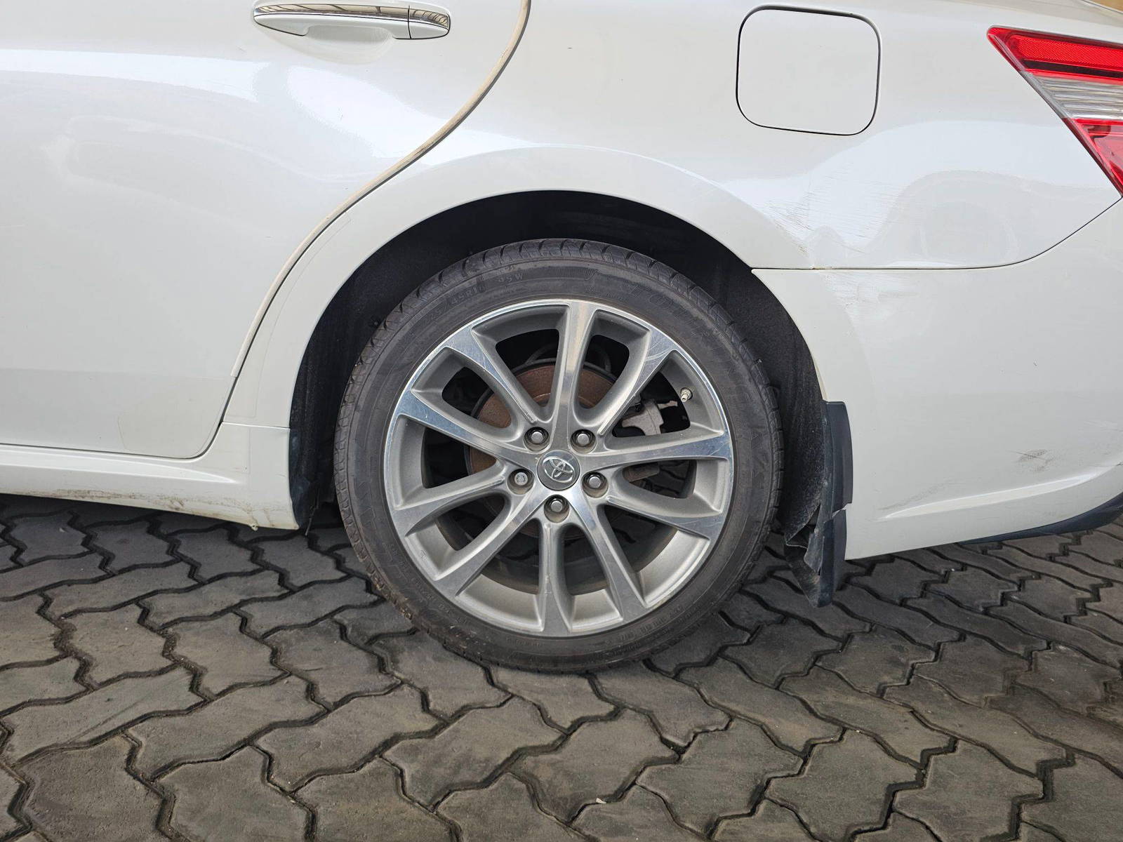 TOYOTA AVALON 2014 - Marhaba Auction Used Cars - Image 11