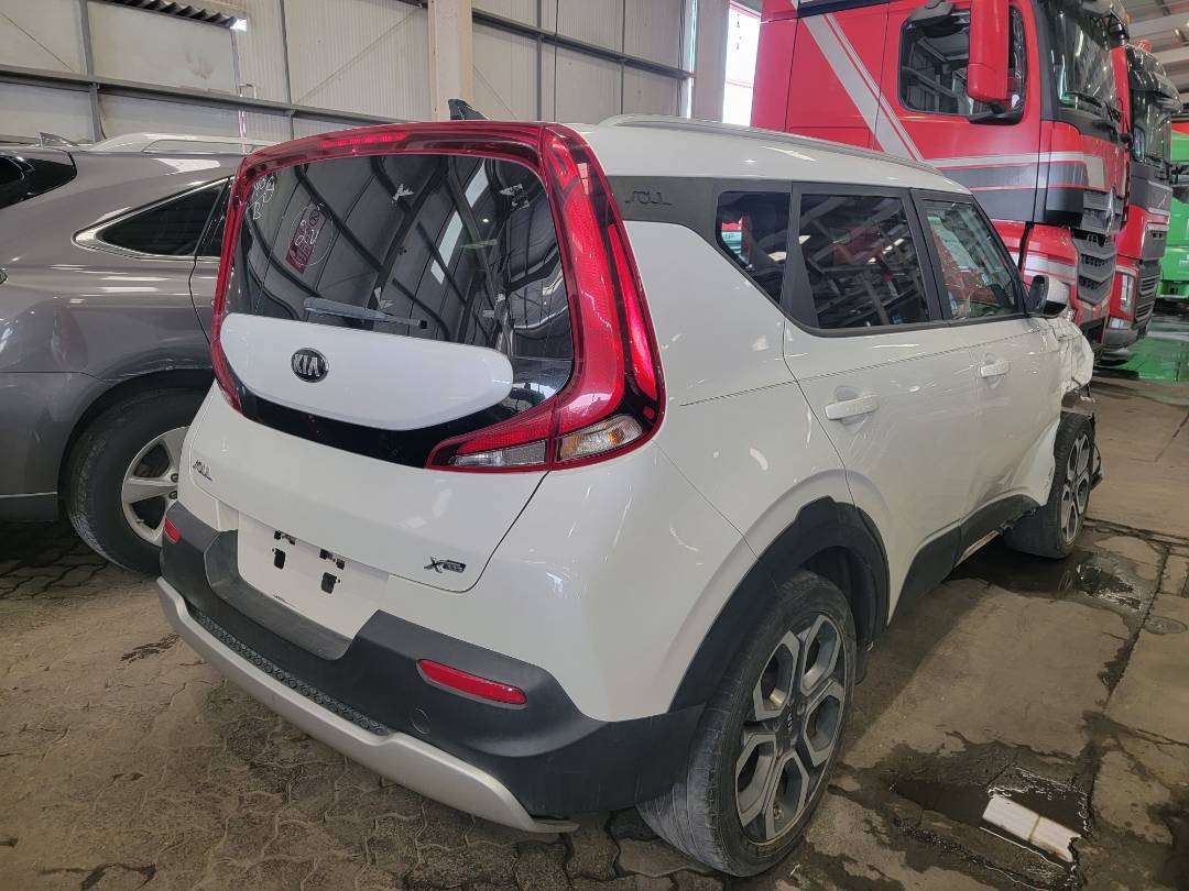 2020 KIA SOUL — 67953 Miles — Lot 021043 — Main - Marhaba Auctions Used Cars - Image 3