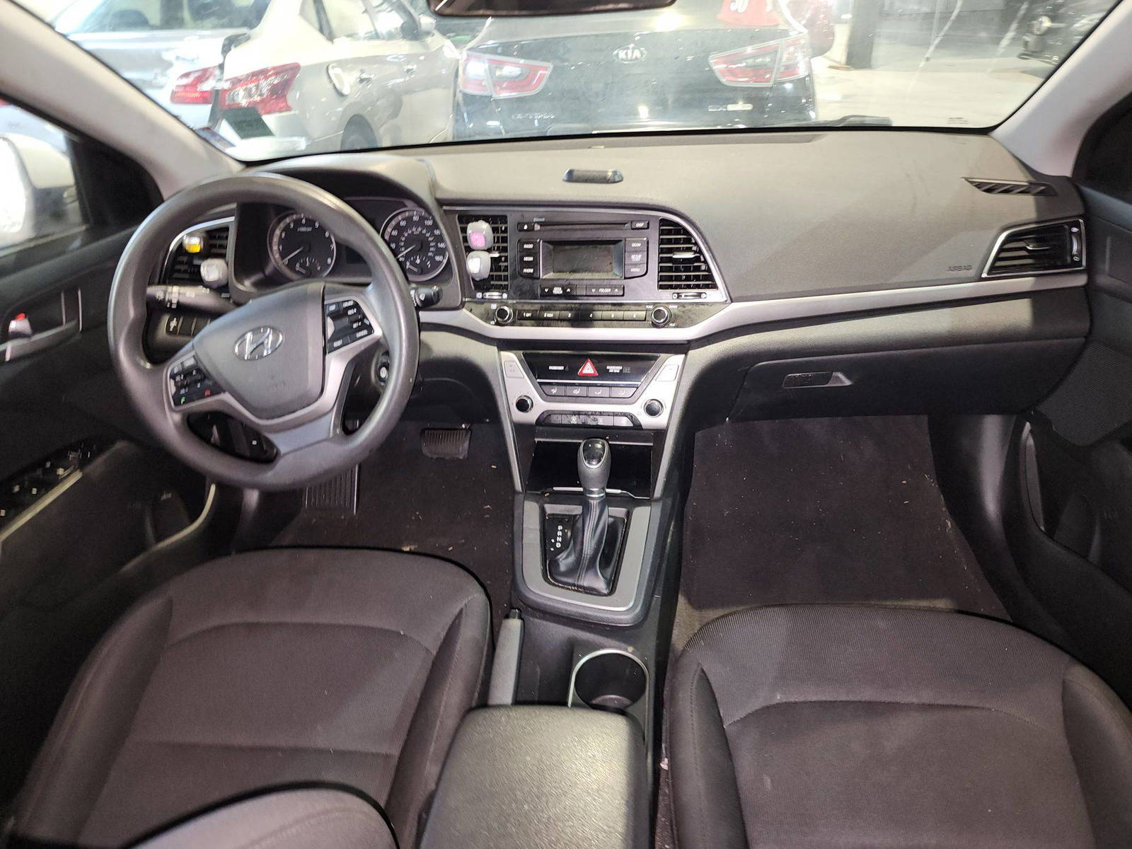 2018 HYUNDAI ELANTRA — 141920 Miles — Lot 4117 — Al Quoz - Marhaba Auctions Used Cars - Image 7