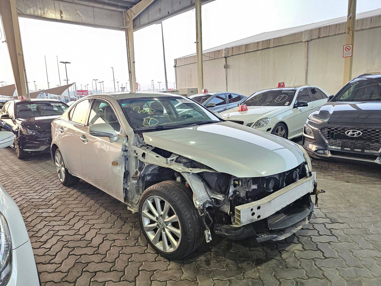 2010 LEXUS IS 250 — 176143 Miles — Lot 5039289 — Souq - Marhaba Auctions Used Cars - Image 4