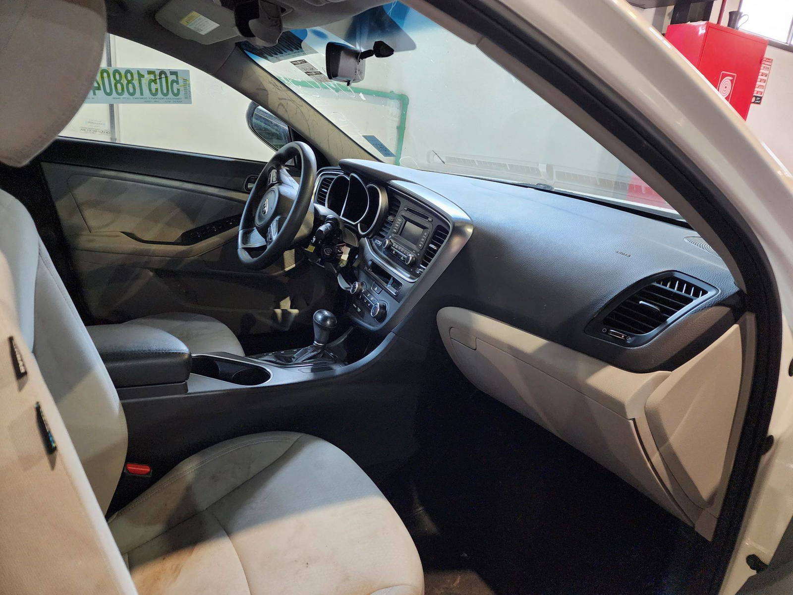 2015 KIA OPTIMA — 76730 Miles — Lot 50518804 — Al Quoz - Marhaba Auctions Used Cars - Image 12