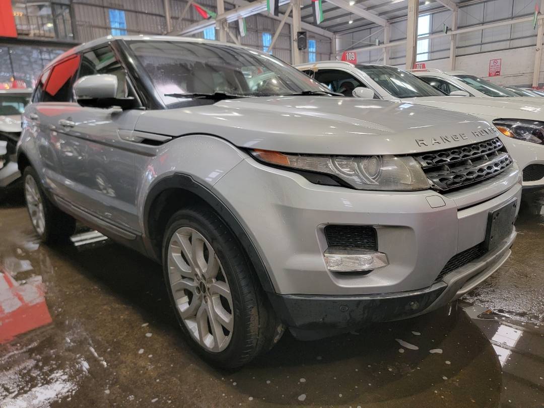 2012 LAND ROVER RANGE ROVER EVOQUE PRESTIGE PREMIUM — 141779 Miles — Lot 37348534 — Souq - Marhaba Auctions Used Cars - Image 9