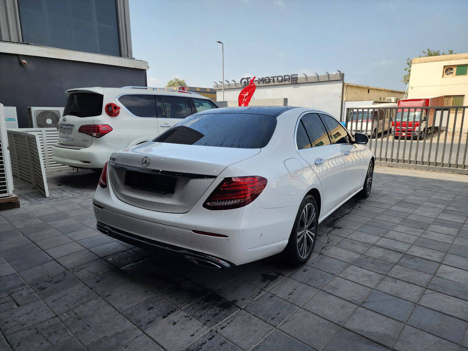 MERCEDES BENZ E-250 2020 - Marhaba Auction Used Cars - Image 5