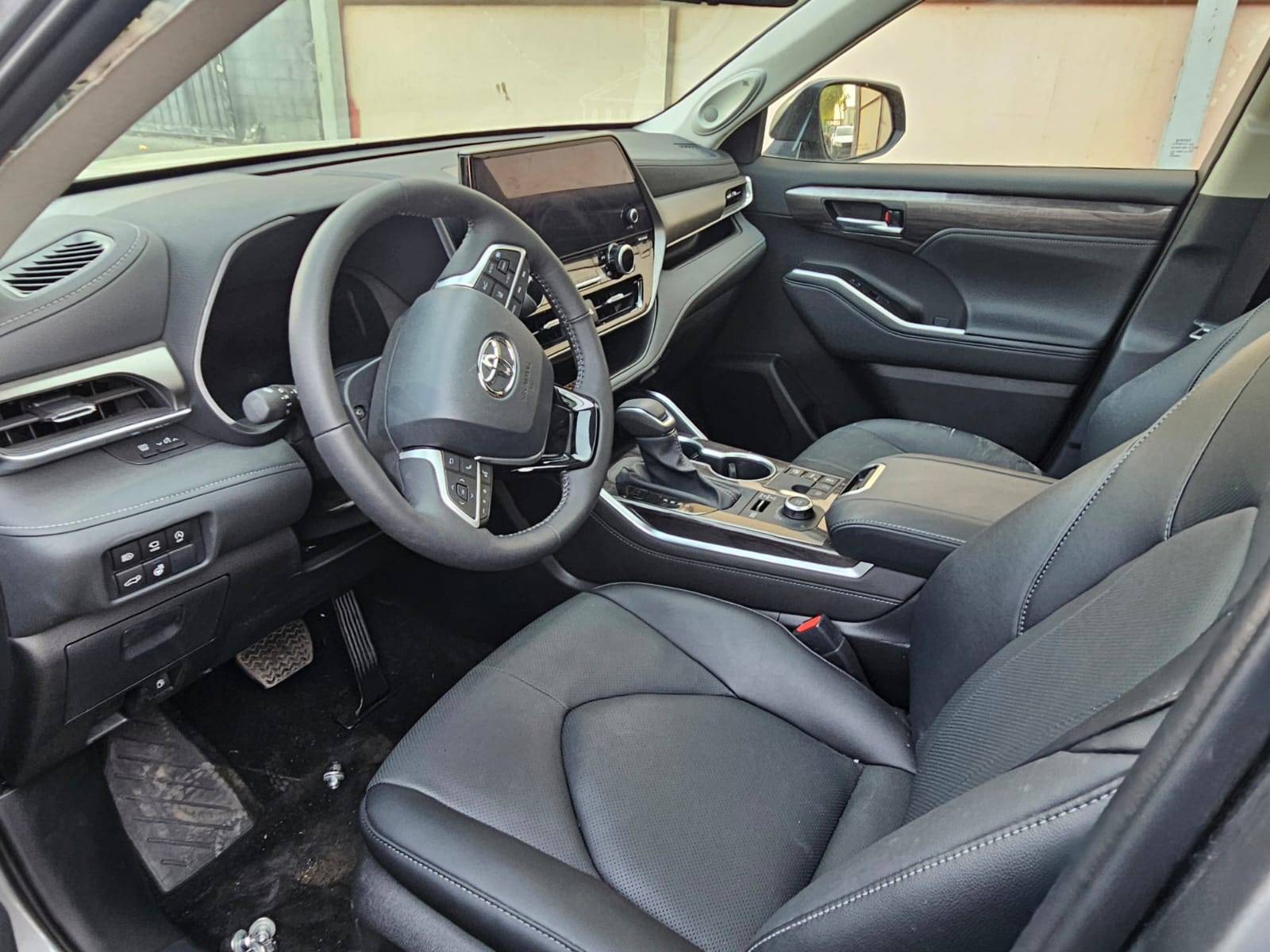 TOYOTA GRAND HIGHLANDER XLE 2026 - Marhaba Auction Used Cars - Image 8