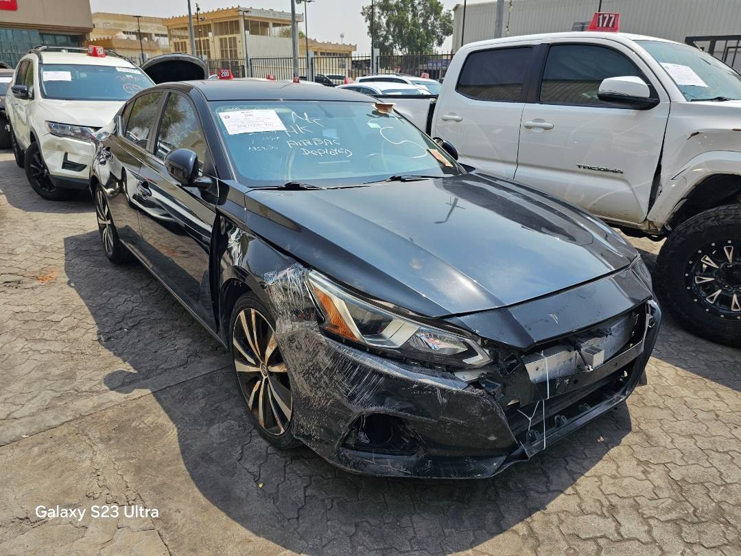2019 NISSAN ALTIMA — 79681 Miles — Lot 3328024 — Souq - Marhaba Auctions Used Cars - Image 4