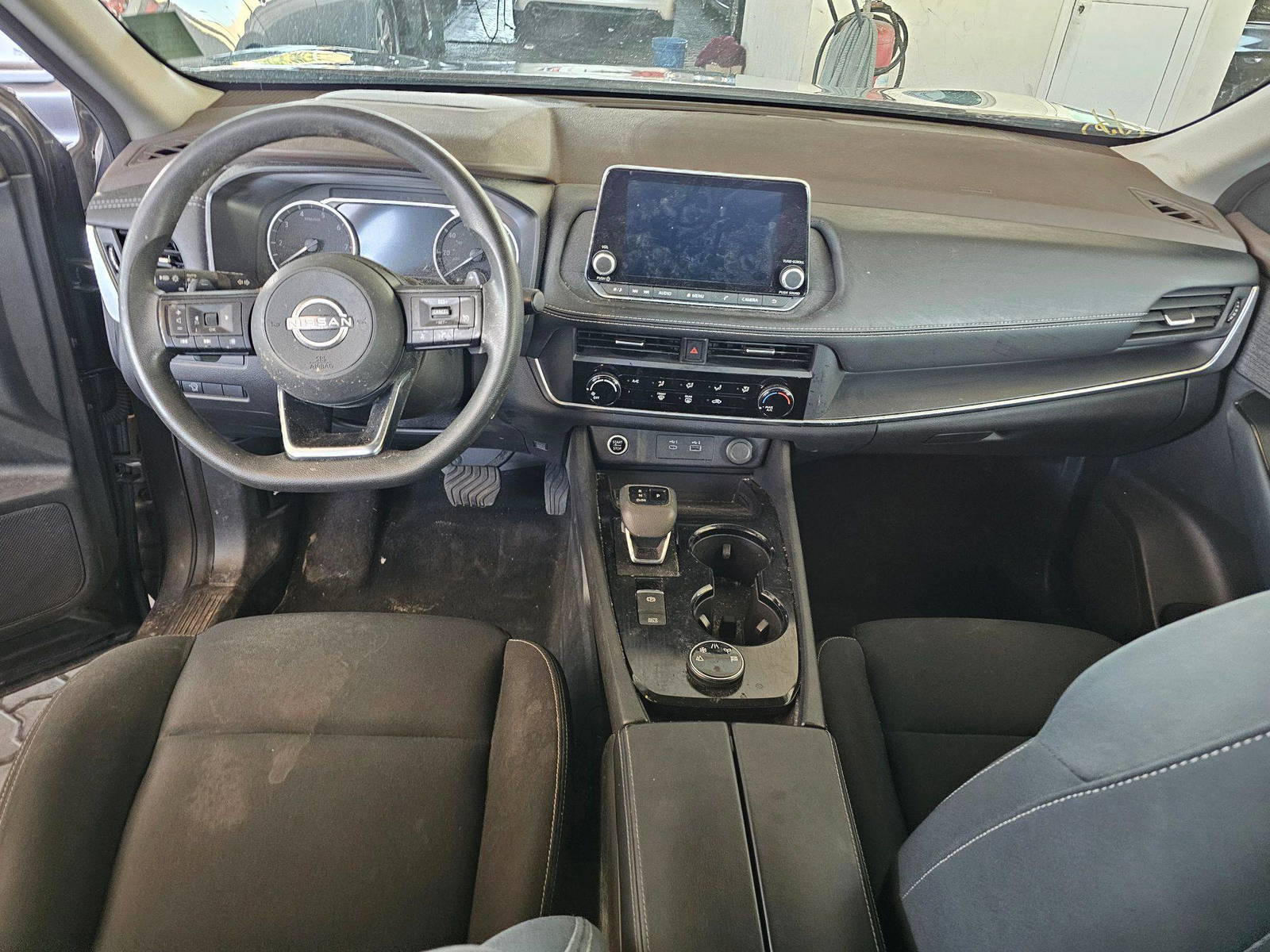 NISSAN ROGUE 2023 - Marhaba Auction Used Cars - Image 6