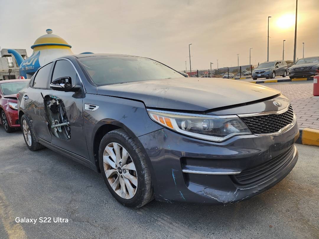 2017 KIA OPTIMA — 164385 Miles — Lot 46243084 — Souq - Marhaba Auctions Used Cars - Image 9