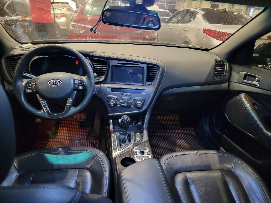 2011 KIA K5 — 157739 KM — Lot 168048 — Main - Marhaba Auctions Used Cars - Image 7