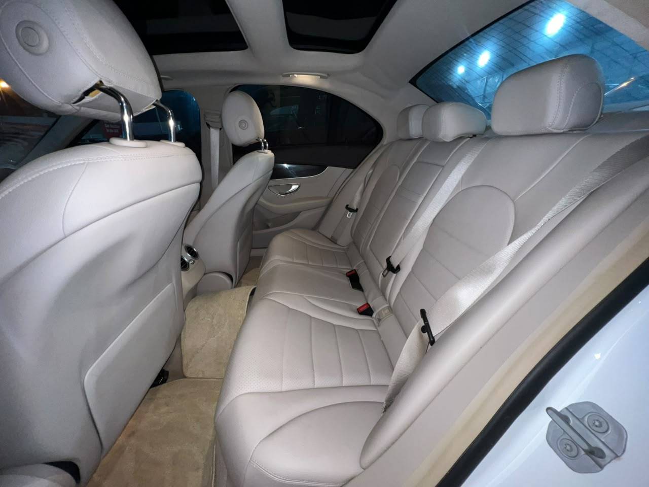 2015 MERCEDES BENZ C300 — 158130 Miles — Lot 0FU084375 - Marhaba Auctions Used Cars - Image 7
