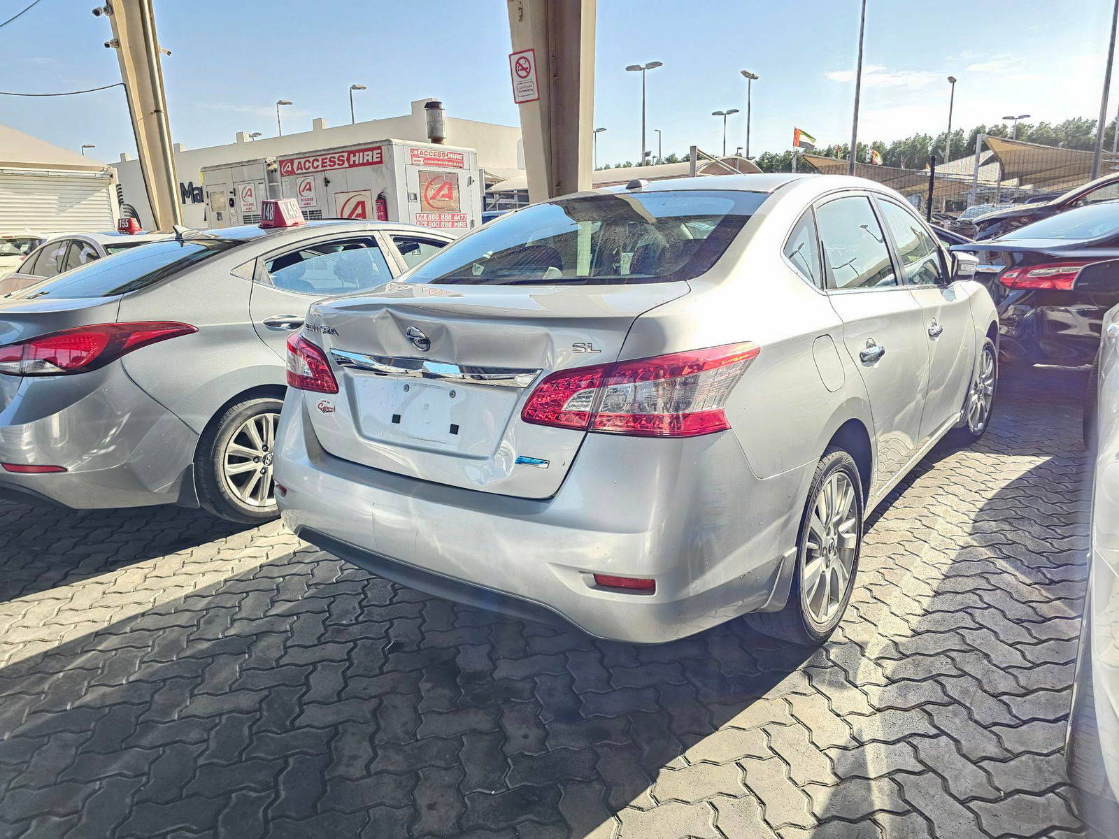 2014 NISSAN SENTRA — 157199 Miles — Lot AP6EY309653 — Souq - Marhaba Auctions Used Cars - Image 4