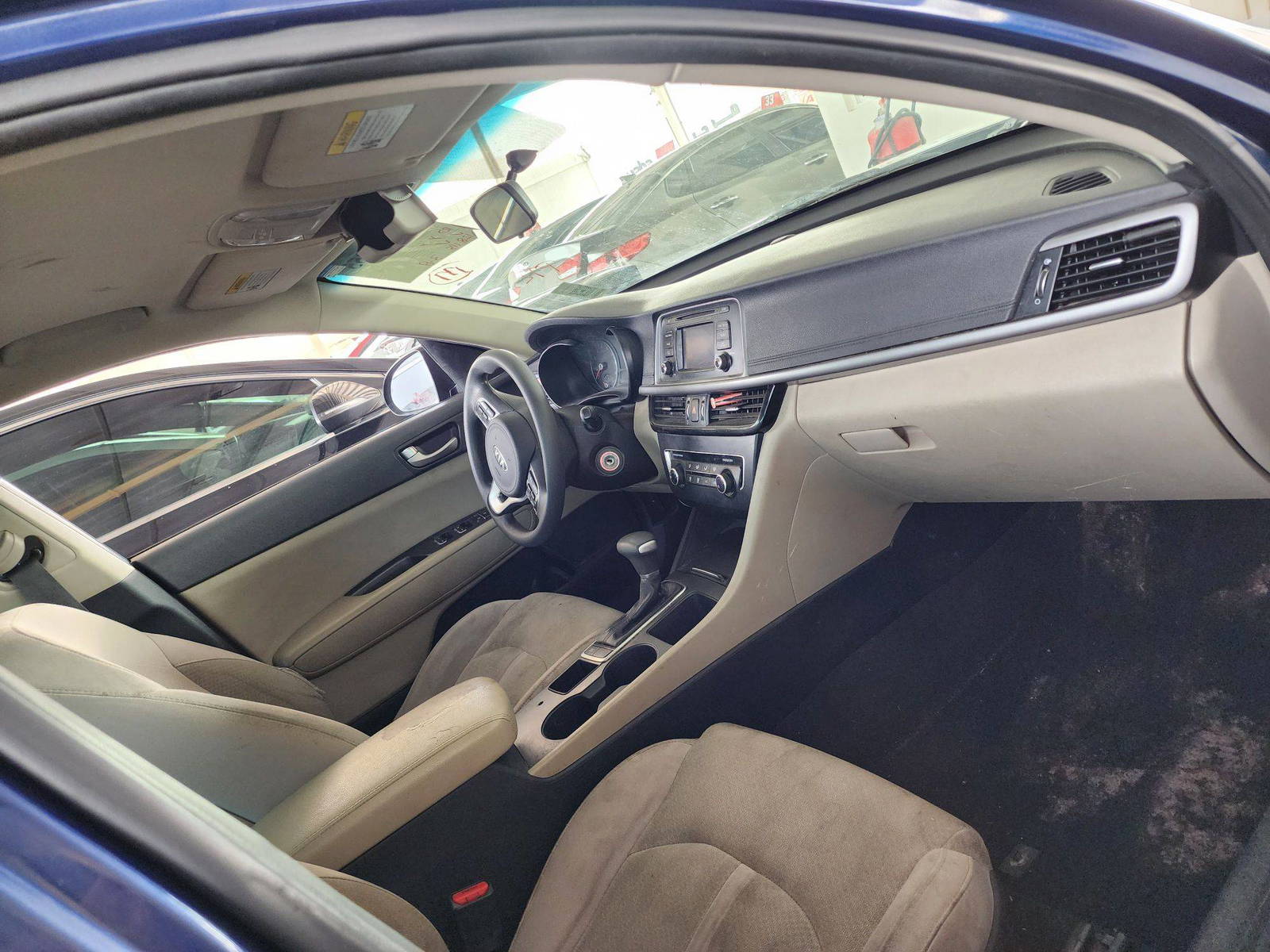 2017 KIA OPTIMA — 128115 Miles — Lot G140547 — Souq - Marhaba Auctions Used Cars - Image 5