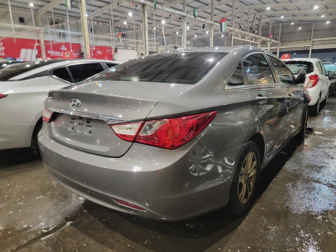 2013 HYUNDAI SONATA — 235283 Miles — Lot H665621 - Marhaba Auctions Used Cars - Image 9
