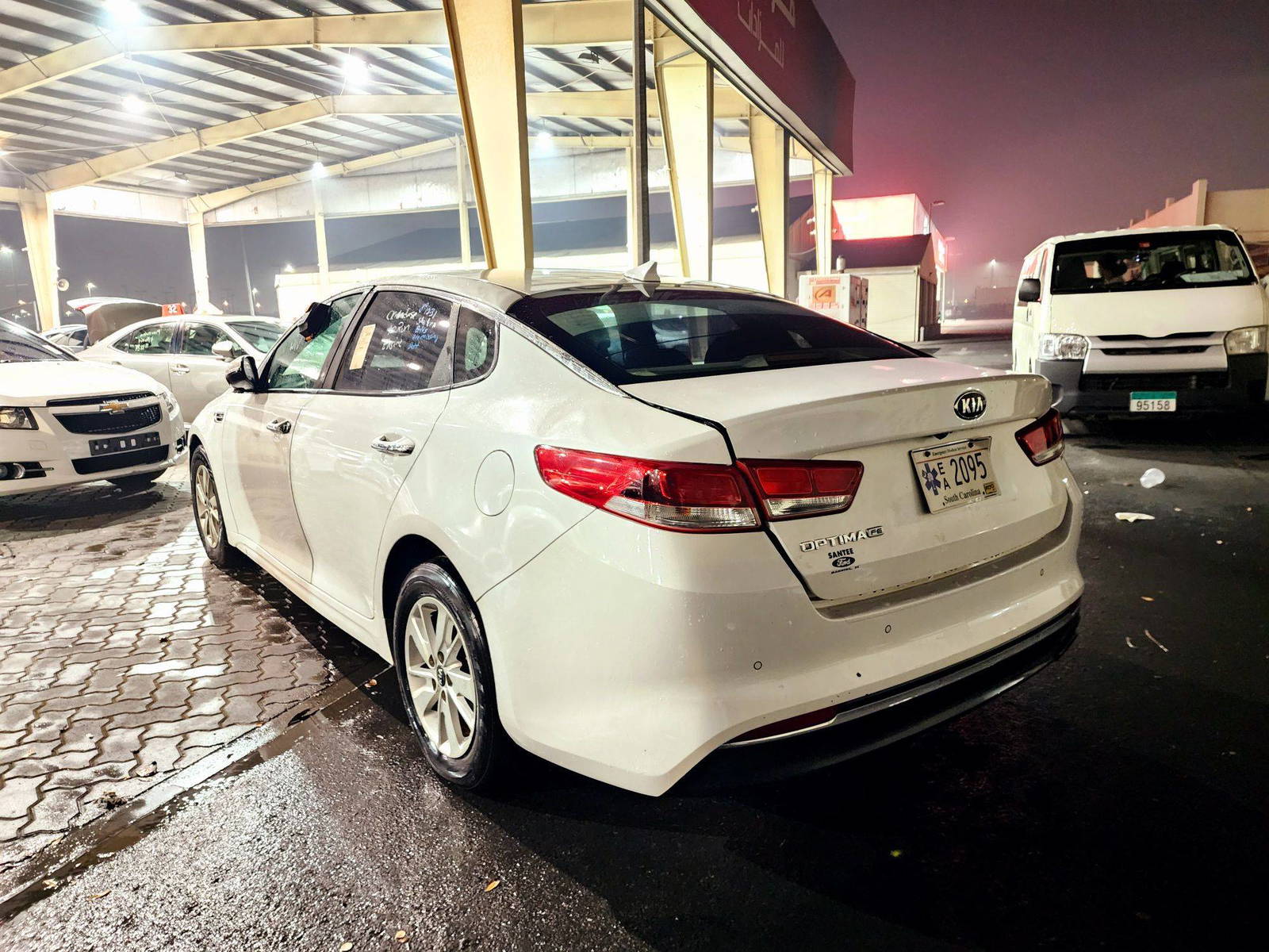2018 KIA OPTIMA — 188934 Miles — Lot 5720711 — Souq - Marhaba Auctions Used Cars - Image 4