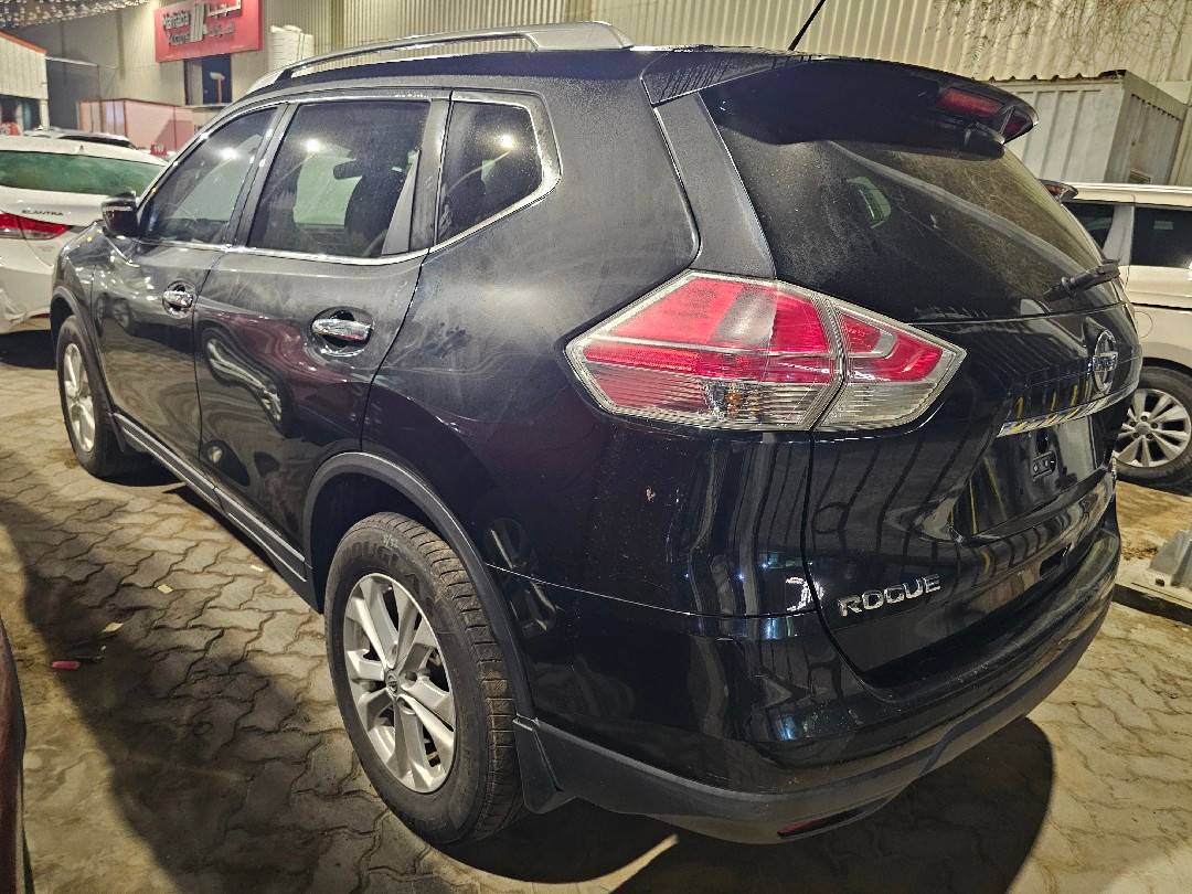 NISSAN ROGUE
