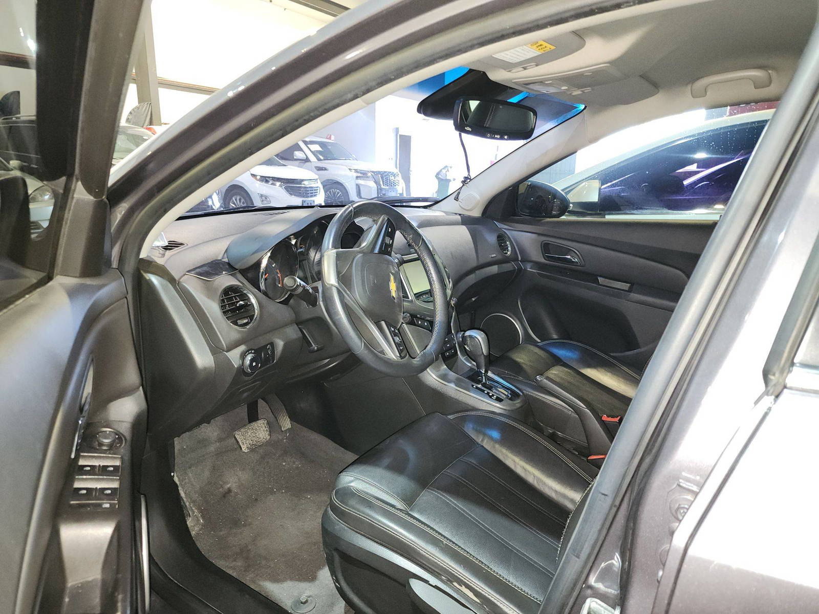 2014 CHEVROLET CRUIZE — 104639 KM — Lot 608111 — Al Quoz - Marhaba Auctions Used Cars - Image 9