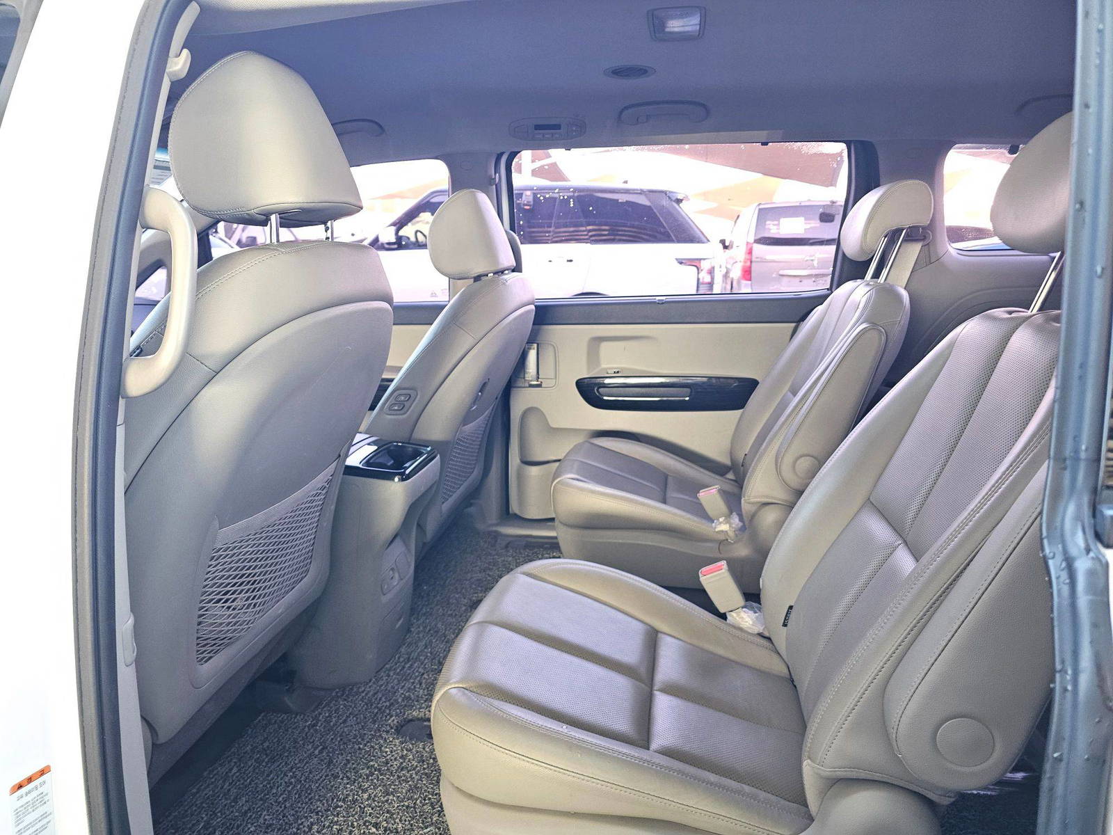 KIA CARNIVAL EX 2019 - Marhaba Auction Used Cars - Image 6