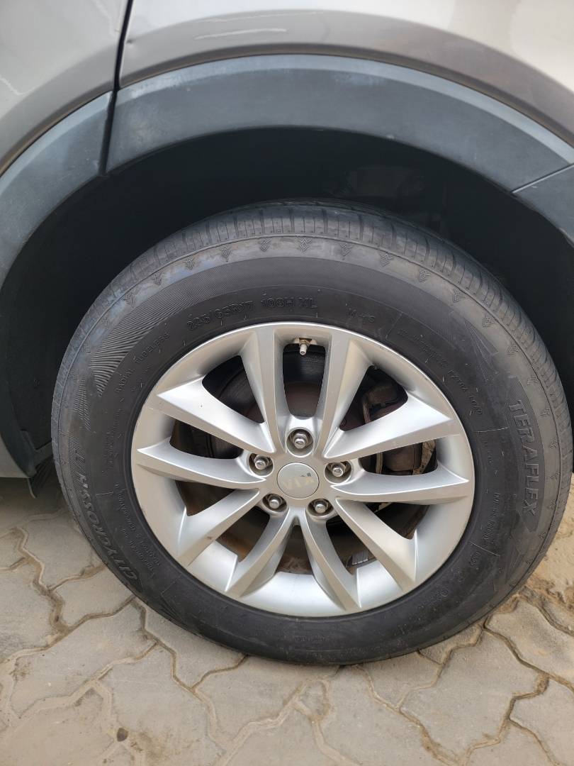 2016 KIA SORENTO — 161194 Miles — Lot 110515 — Main - Marhaba Auctions Used Cars - Image 9