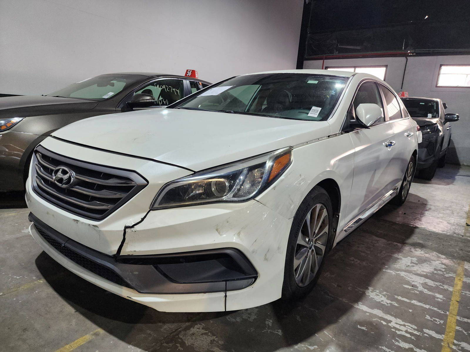 2015 HYUNDAI SONATA — 161717 Miles — Lot 74813214 — Al Quoz - Marhaba Auctions Used Cars - Image 4