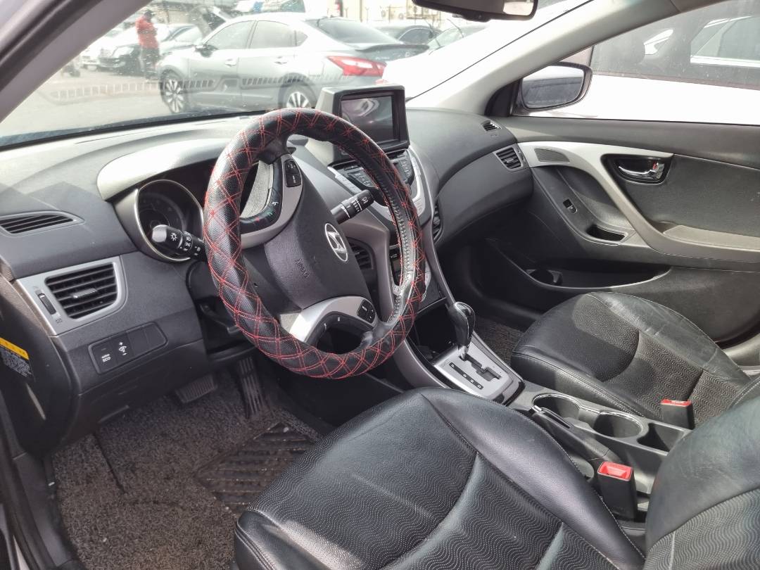 2011 HYUNDAI AVANTE — 155396 KM — Lot 014823 — Main - Marhaba Auctions Used Cars - Image 7