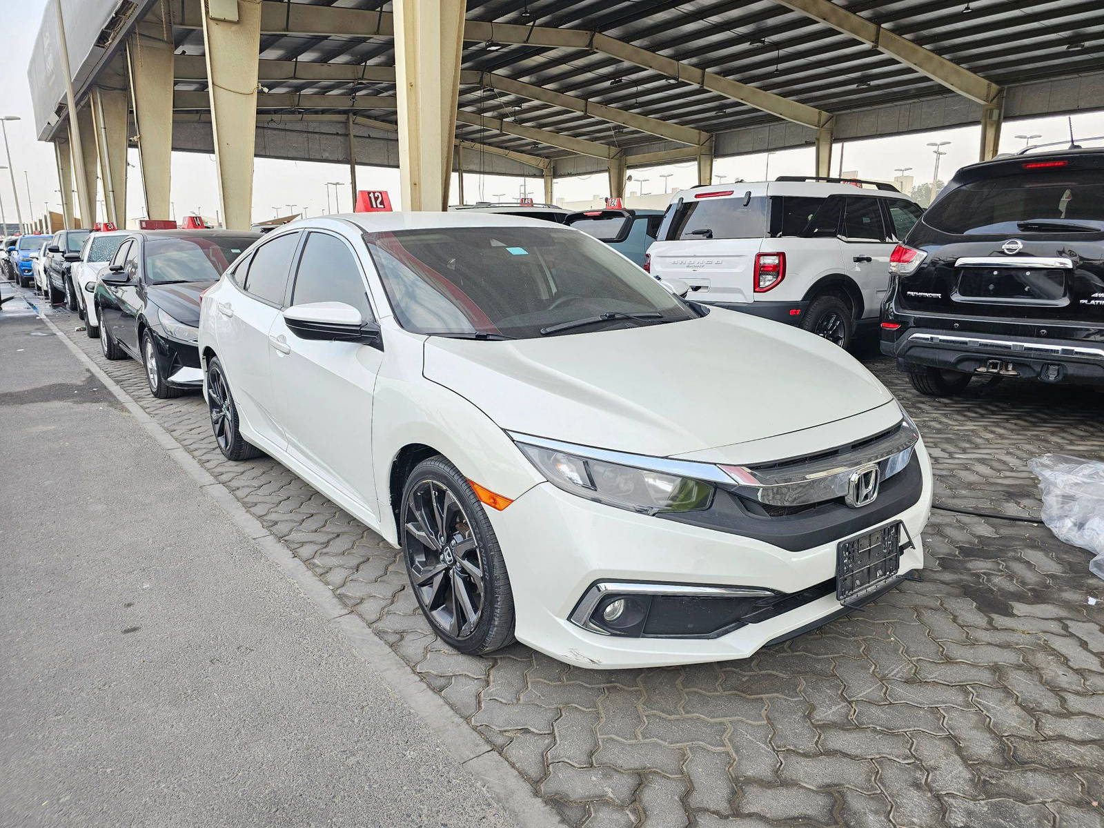 HONDA CIVIC 2021 - Marhaba Auction Used Cars - Image 3