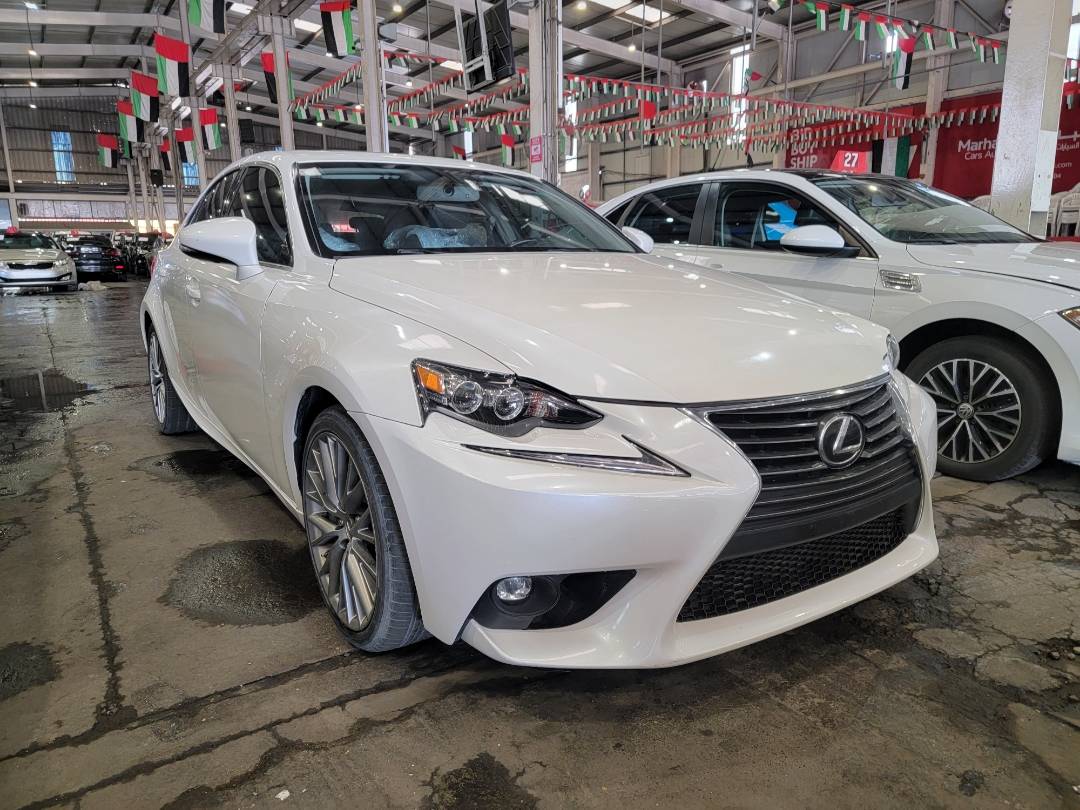 2016 LEXUS IS 200T — 158713 KM — Lot 5020406 — Main - Marhaba Auctions Used Cars - Image 4