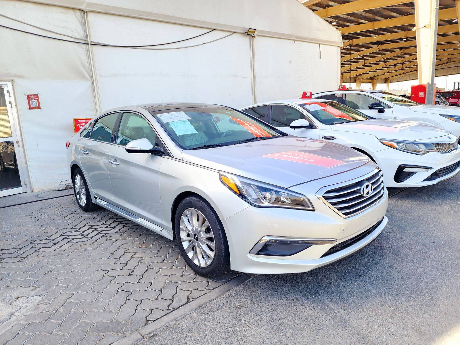 2015 HYUNDAI SONATA — 176842 Miles — Lot FH090 — Souq - Marhaba Auctions Used Cars - Image 4