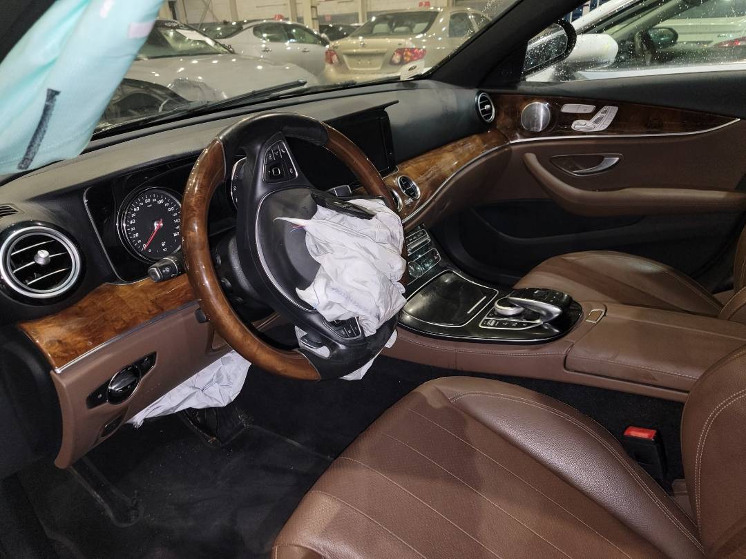 2017 MERCEDES BENZ E-300 — 58776 Miles — Lot 112443 - Marhaba Auctions Used Cars - Image 7