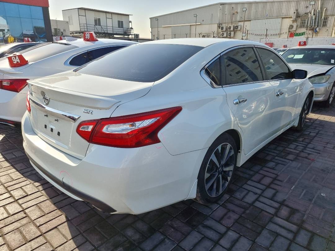 2016 NISSAN ALTIMA — 143562 Miles — Lot 215487 — Ind. 12 - Marhaba Auctions Used Cars - Image 5