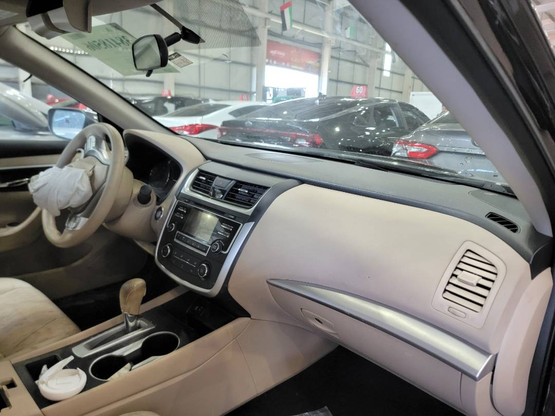 2016 NISSAN ALTIMA — 121735 Miles — Lot 38418506 - Marhaba Auctions Used Cars - Image 4