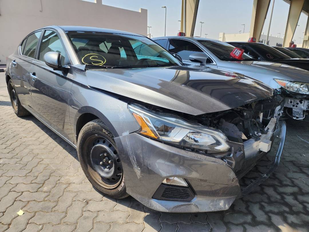 2019 NISSAN ALTIMA — 131592 Miles — Lot 41409914 — Souq - Marhaba Auctions Used Cars - Image 9