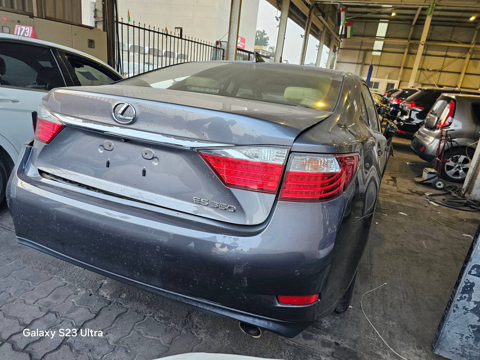 2015 LEXUS ES 350 — 151160 Miles — Lot 81720435 — Main - Marhaba Auctions Used Cars - Image 6