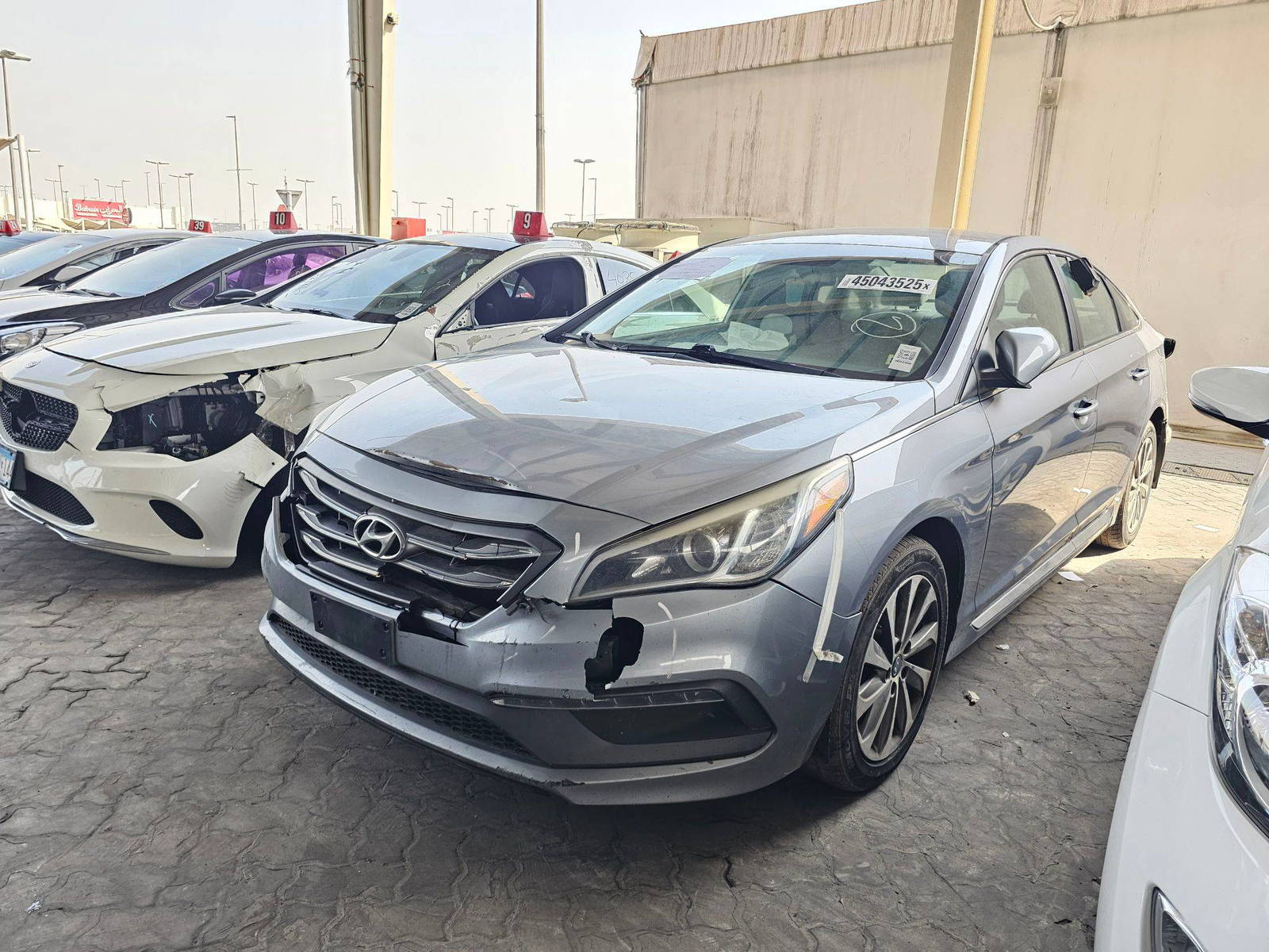 2015 HYUNDAI SONATA — 203818 Miles — Lot 45043525 — Souq - Marhaba Auctions Used Cars - Image 4