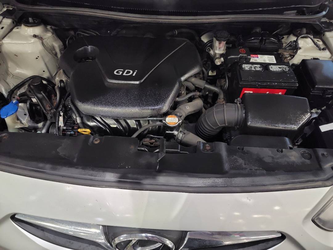 2012 HYUNDAI ACCENT — 182414 Miles — Lot U041863 — Main - Marhaba Auctions Used Cars - Image 11