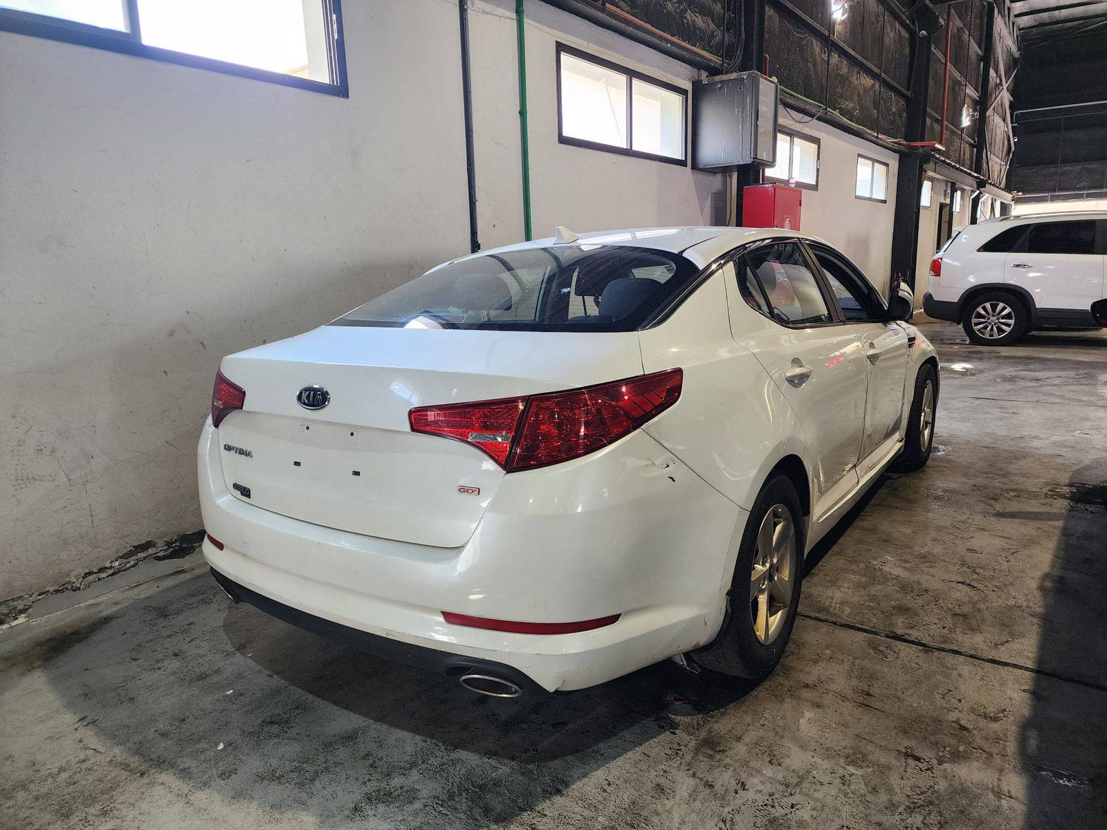 2012 KIA OPTIMA — 238958 KM — Lot 12236280X — Main - Marhaba Auctions Used Cars - Image 4