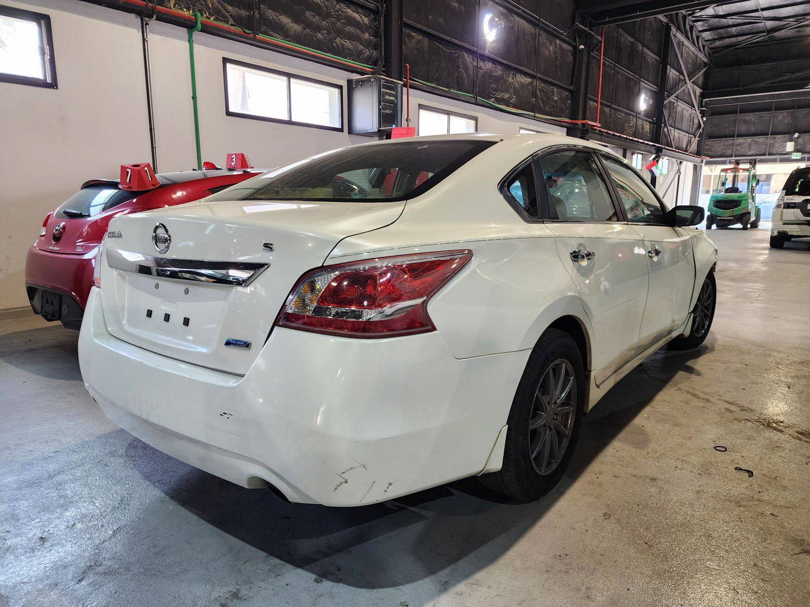2013 NISSAN ALTIMA — 193558 Miles — Lot 124273 — Al Quoz - Marhaba Auctions Used Cars - Image 4