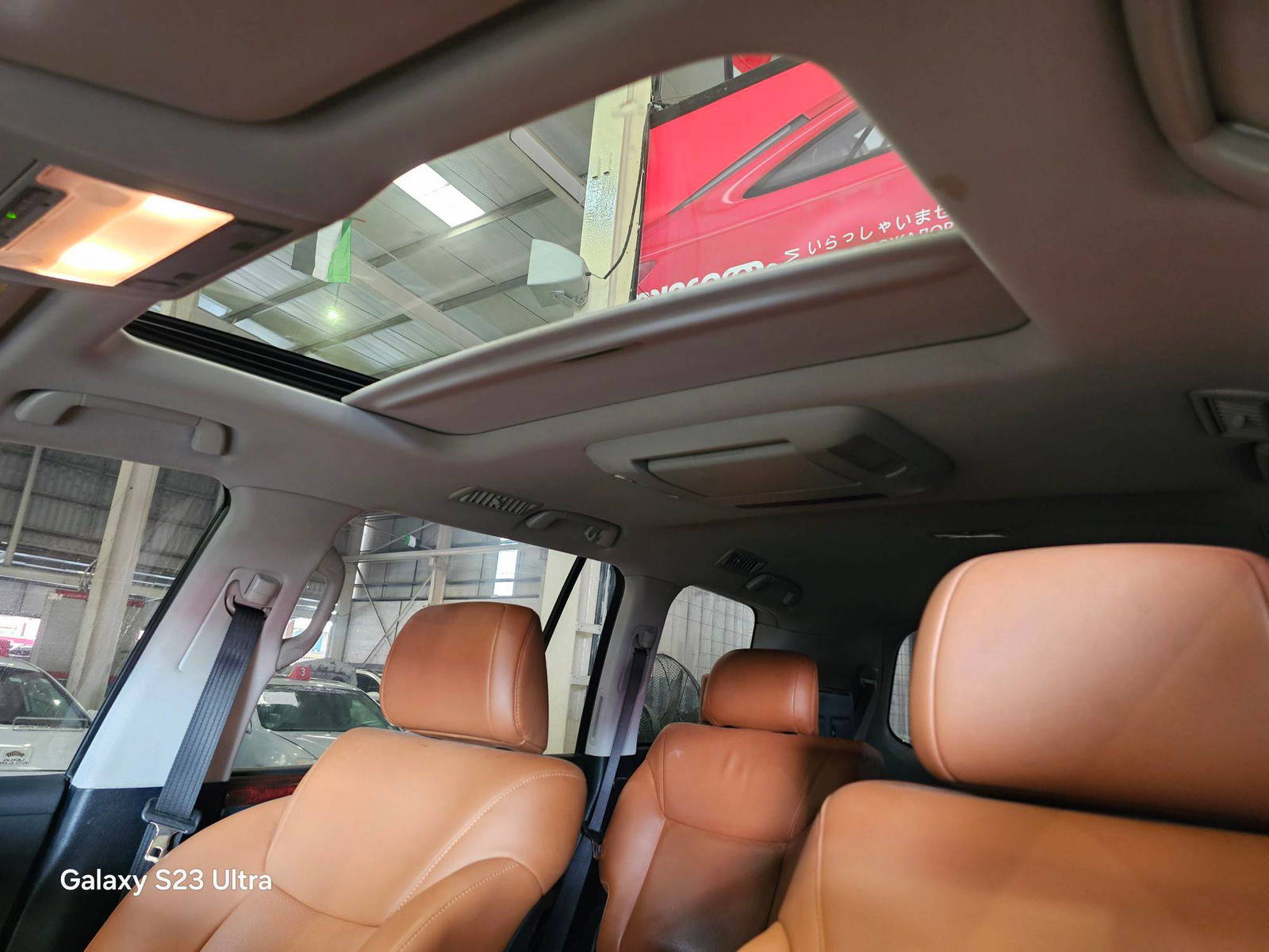 LEXUS LX 570 2011 - Marhaba Auction Used Cars - Image 15