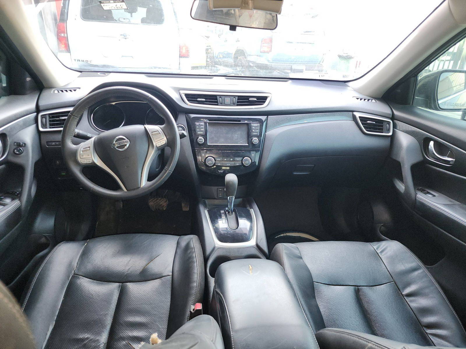 2015 NISSAN ROGUE — 153867 Miles — Lot 81711365 — Al Quoz - Marhaba Auctions Used Cars - Image 8