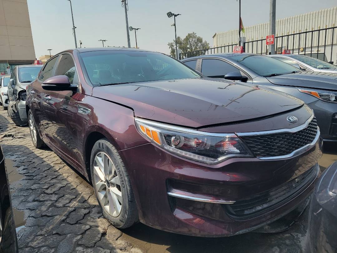 2018 KIA OPTIMA — 72520 Miles — Lot 1JG252083 — Main - Marhaba Auctions Used Cars - Image 4