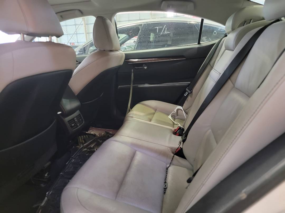 2014 LEXUS ES 350 — 159904 Miles — Lot 2094262 — Souq - Marhaba Auctions Used Cars - Image 7