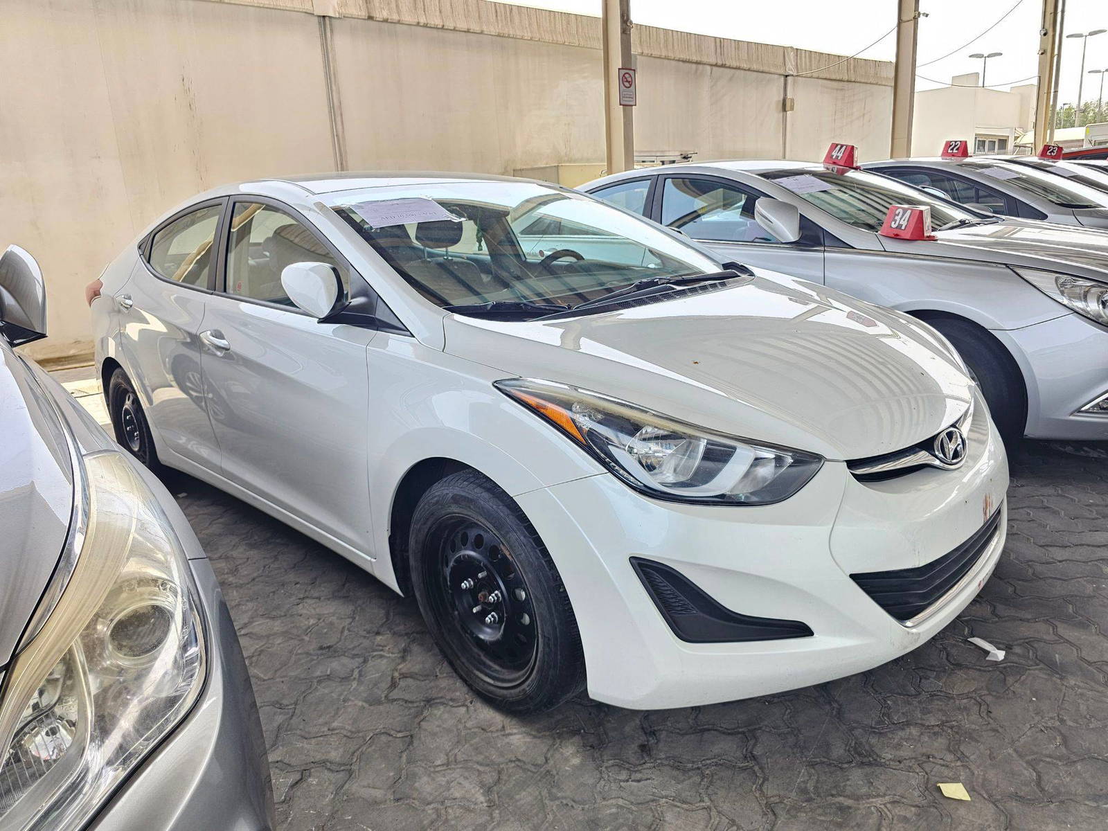 2014 HYUNDAI ELANTRA — 105695 KM — Lot 12204926 — Ind. 12 - Marhaba Auctions Used Cars - Image 3