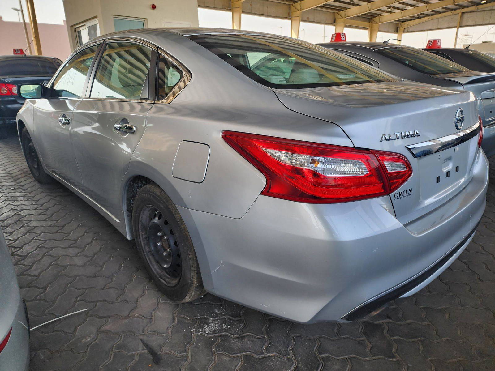 2016 NISSAN ALTIMA — 179168 Miles — Lot 77600543 — Souq - Marhaba Auctions Used Cars - Image 5