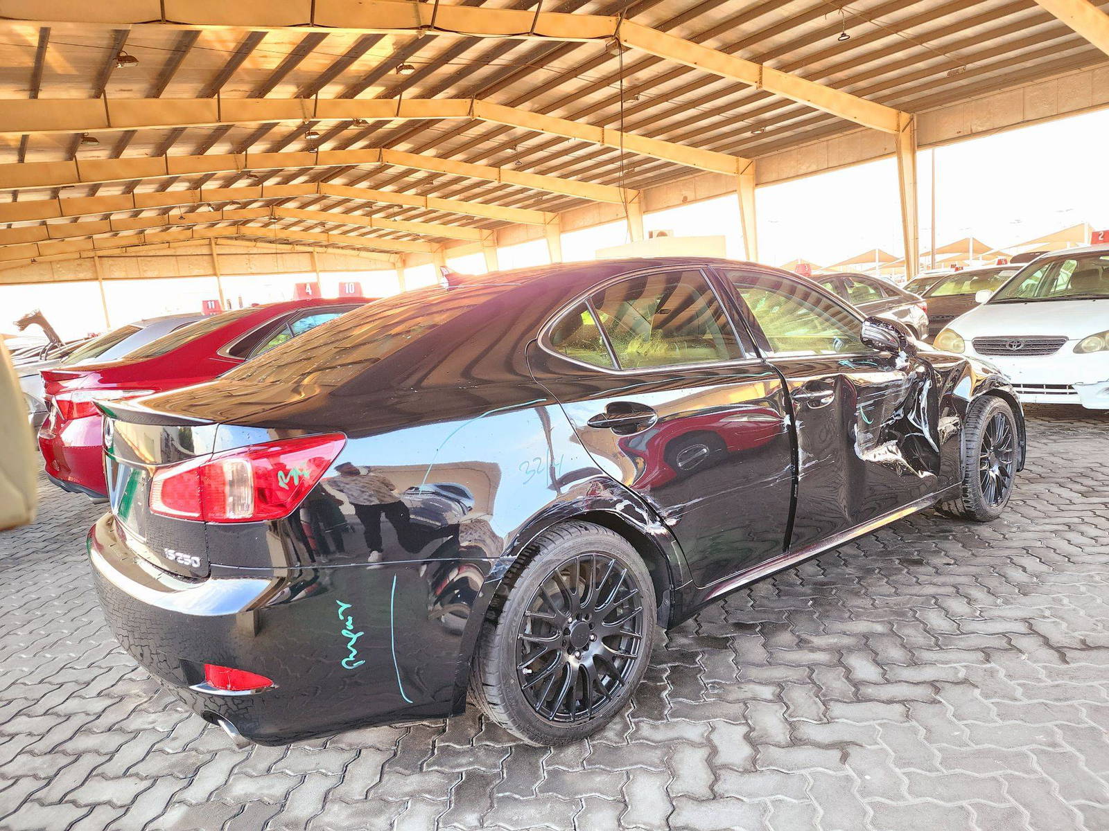 2011 LEXUS IS 250 — 133824 Miles — Lot 6B5138311 — Souq - Marhaba Auctions Used Cars - Image 3