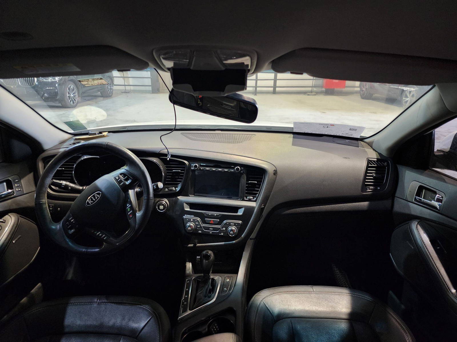 2012 KIA K5 — 90664 KM — Lot 013049 — Souq - Marhaba Auctions Used Cars - Image 8