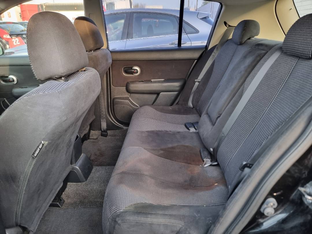 2010 NISSAN VERSA — 137241 Miles — Lot 125487 — Ind. 12 - Marhaba Auctions Used Cars - Image 6