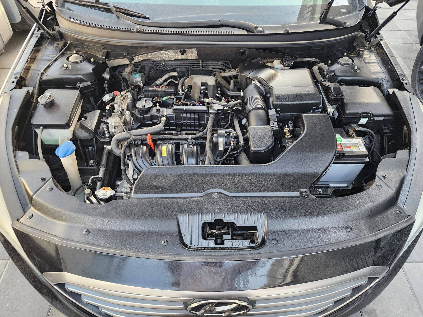 2015 HYUNDAI SONATA — 131018 Miles — Lot 336681 — Souq - Marhaba Auctions Used Cars - Image 12