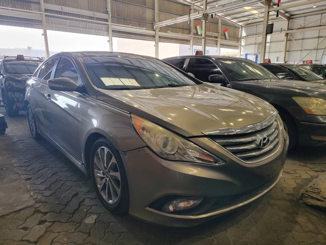 2014 HYUNDAI SONATA — 143708 Miles — Lot EH840146 — Main - Marhaba Auctions Used Cars - Image 4