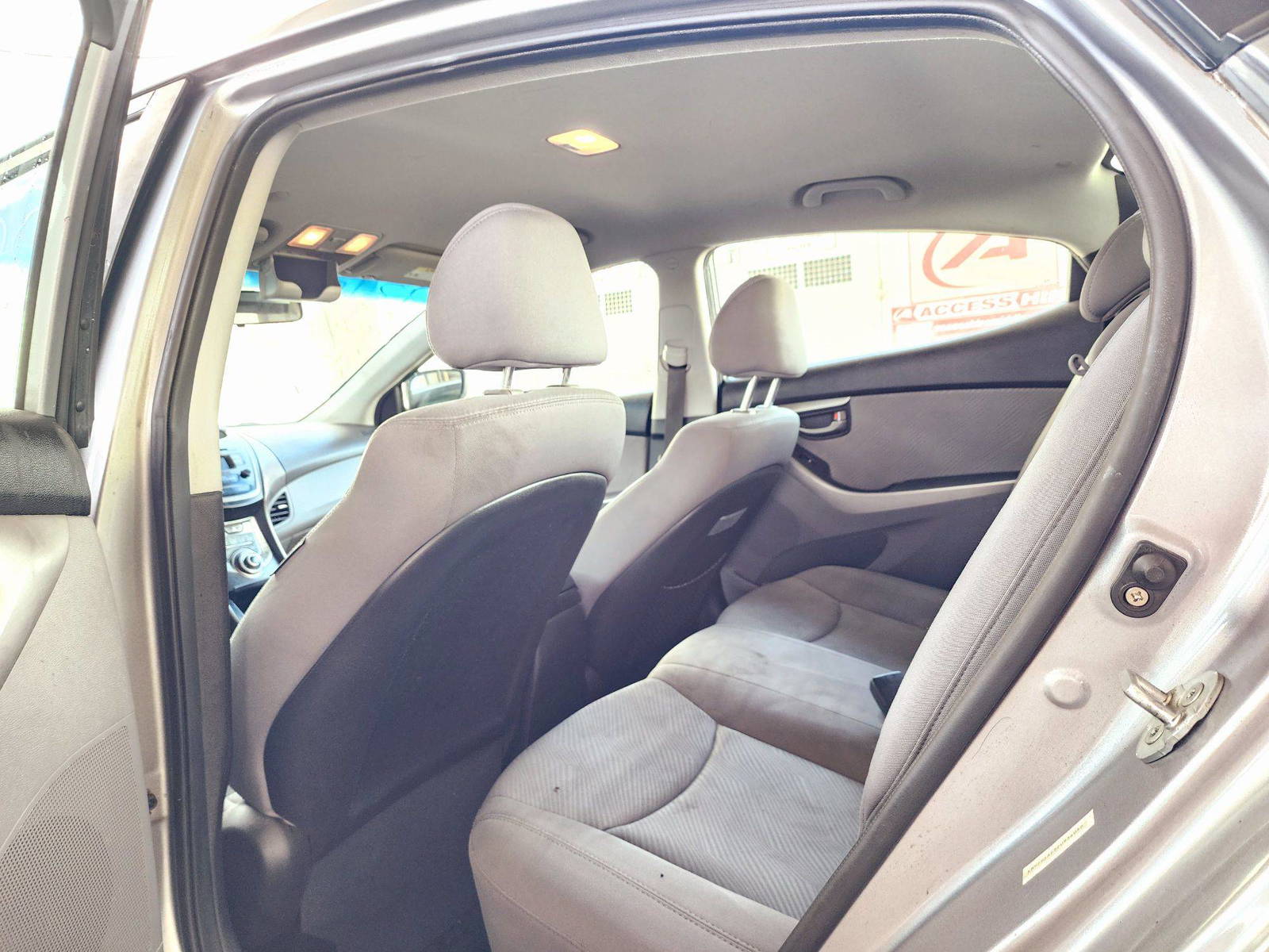2013 HYUNDAI ELANTRA — 202864 Miles — Lot DU934056 — Souq - Marhaba Auctions Used Cars - Image 6