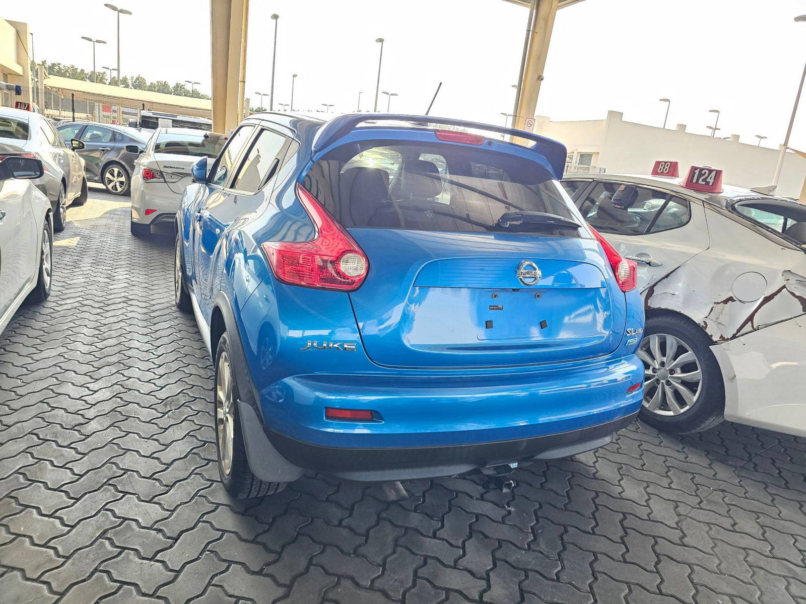 2012 NISSAN JUKE — 196203 Miles — Lot 1CT127594 — Souq - Marhaba Auctions Used Cars - Image 3