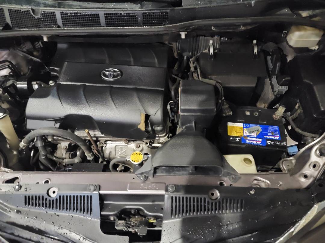 2013 TOYOTA SIENNA — 211095 Miles — Lot S329354 — Main - Marhaba Auctions Used Cars - Image 10
